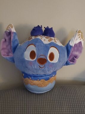 Disney Stitch Munchling Plush